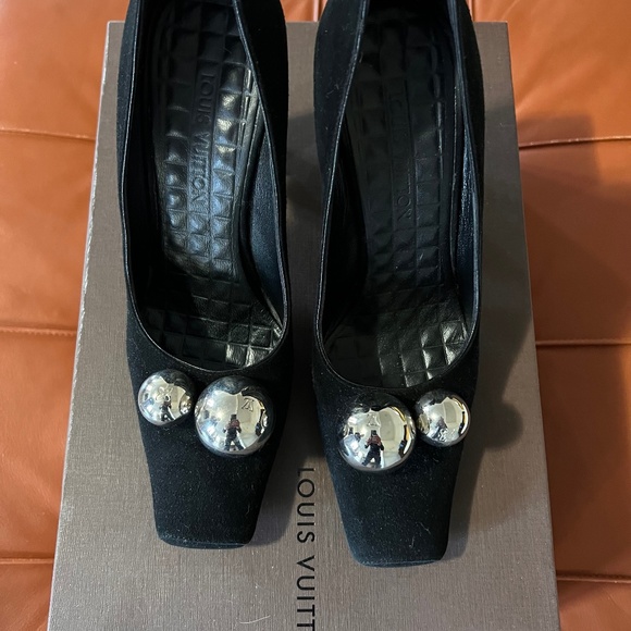 Louis Vuitton, size 37.5, Black - Picture 1 of 5